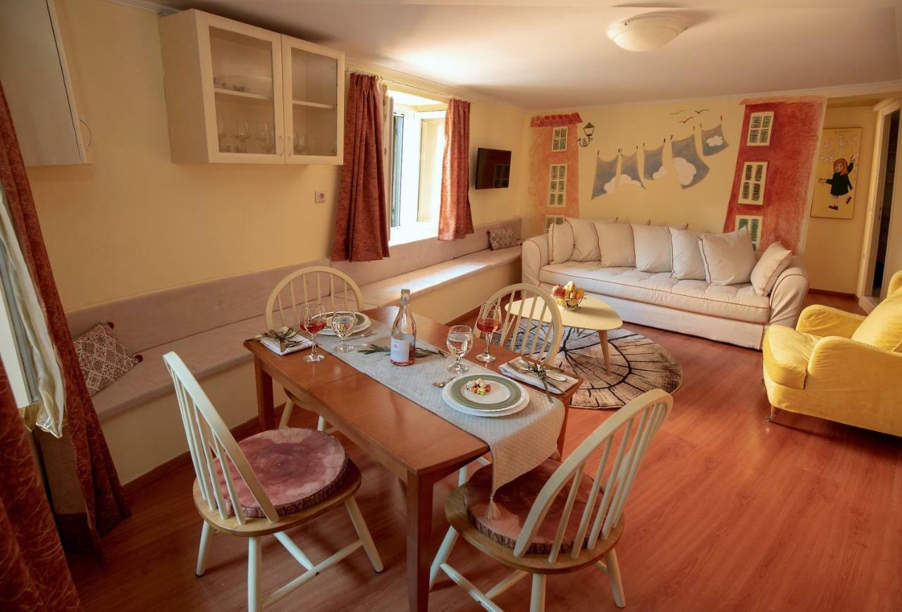 Venetian Well Cozy Corfu Old Town Appartement